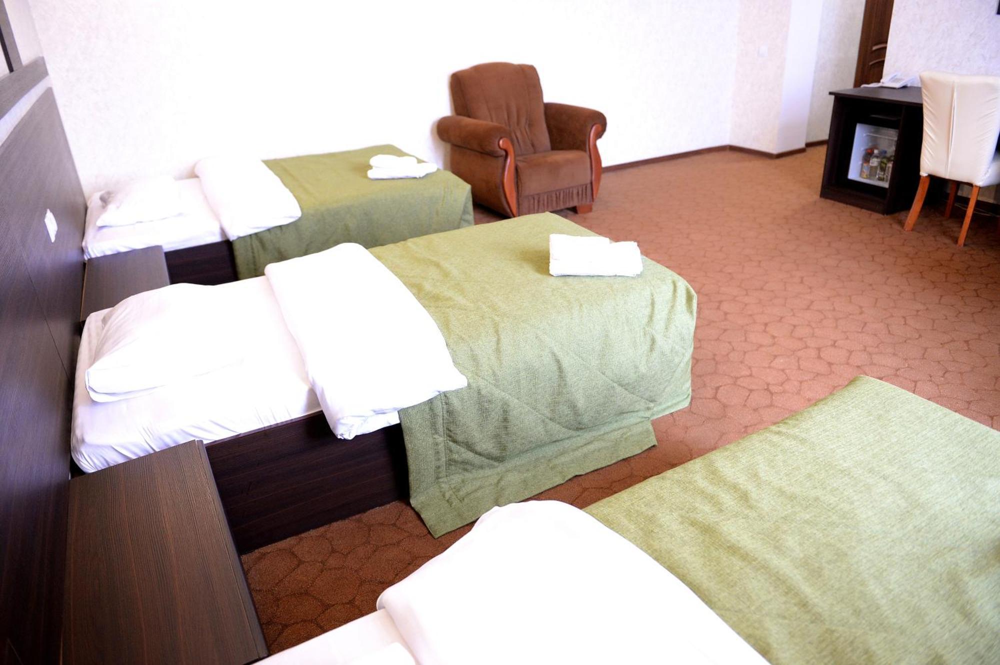 Pride Hotel Тараз Экстерьер фото